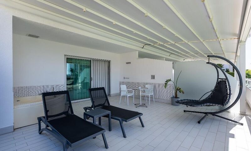 Whitecity Resort Hotel