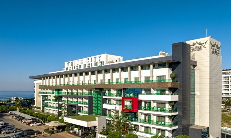 Whitecity Resort Hotel