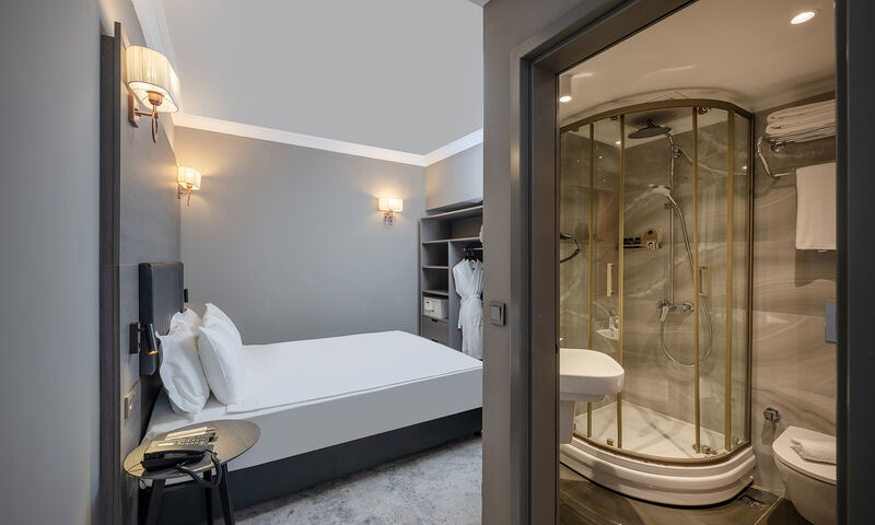 Adora Hotel & Resort