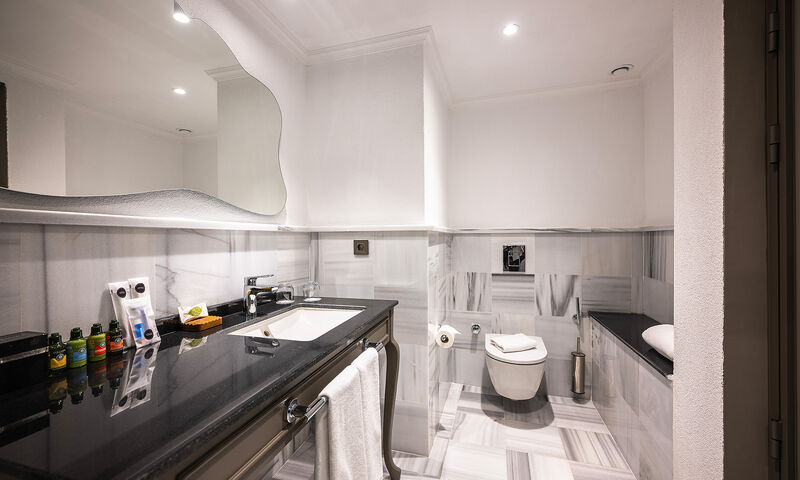 Adora Hotel & Resort