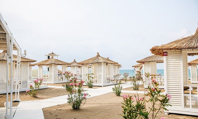 Cesars Temple De Luxe