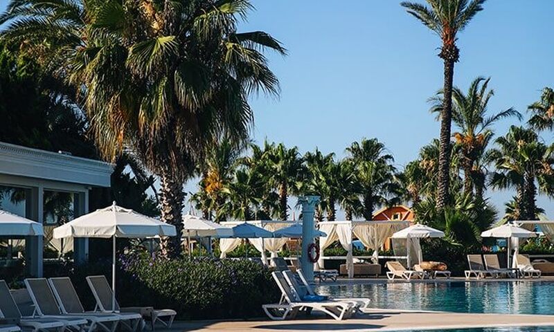 Cesars Temple De Luxe