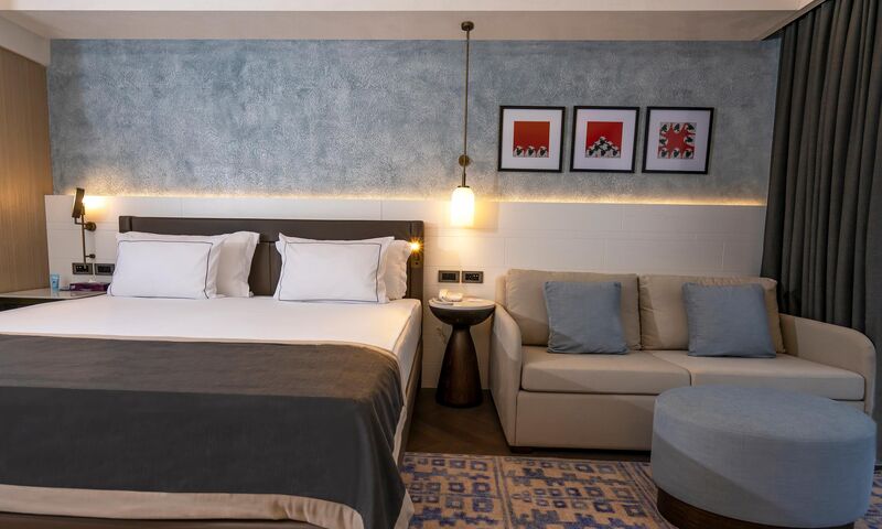 Lara Barut Collection