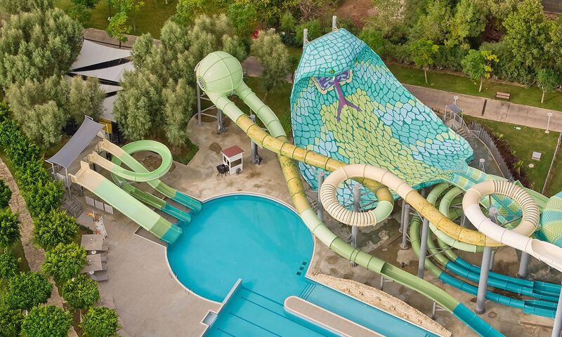 Lara Barut Collection