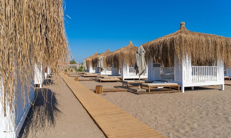 Lara Barut Collection