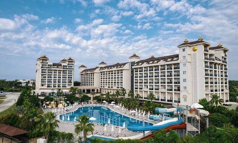 Lrs Lake River Side Hotel & Spa