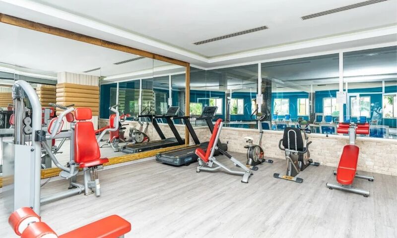 Lrs Lake River Side Hotel & Spa