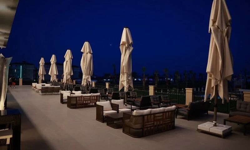 Serenity Queen Hotel