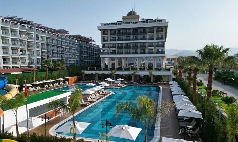 Serenity Queen Hotel