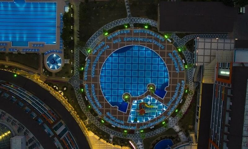 Lonicera Resort & Spa Hotel 