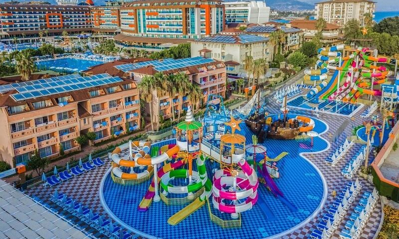 Lonicera Resort & Spa Hotel 