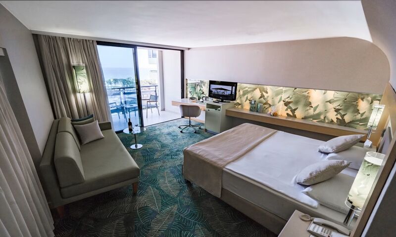 Cornelia De Luxe Resort