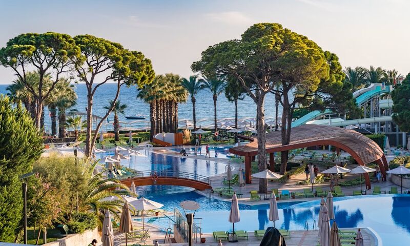 Cornelia De Luxe Resort