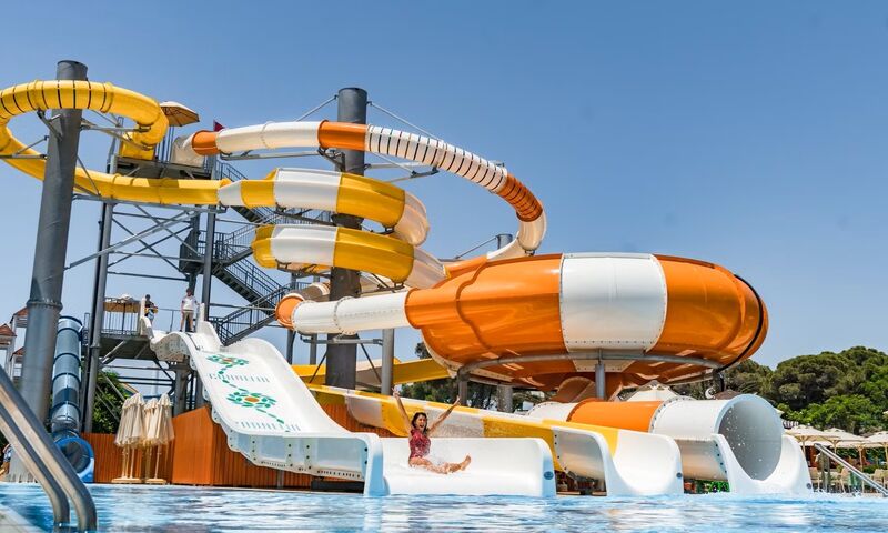 Cornelia De Luxe Resort