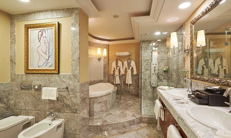 Calista Luxury Resort