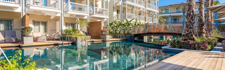 Lara Barut Collection