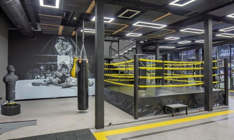 Nirvana Cosmopolitan Hotel