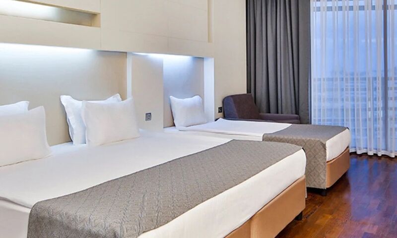 Nirvana Cosmopolitan Hotel