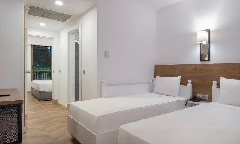 Nirvana Cosmopolitan Hotel